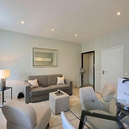 Le Laurius Apartman